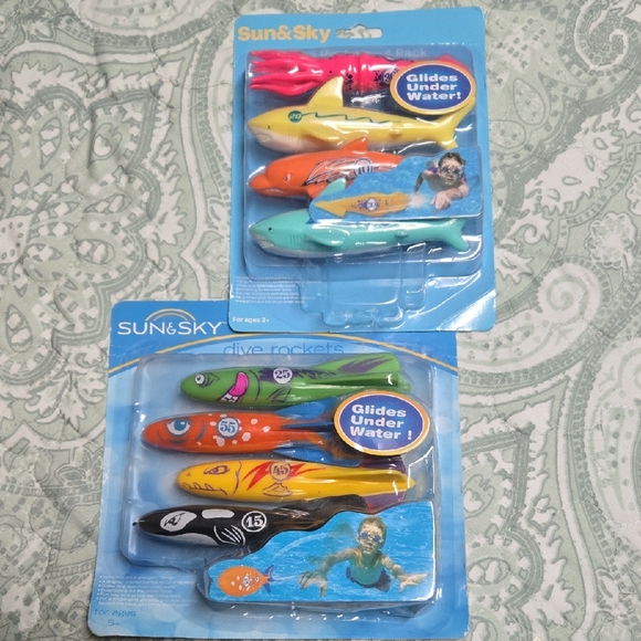 Dive Rockets - Colorful Pool Toys - Picture 1 of 4